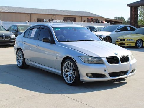 Used 2009 BMW 328i xDrive Sedan image 9