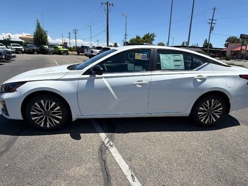 New 2026 Nissan Altima 2.5 SV AWD/4WD image 7