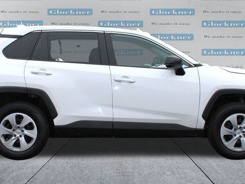 Used 2024 Toyota RAV4 LE image 4