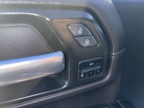 Used 2022 Chevrolet Silverado 2500 High Country image 19