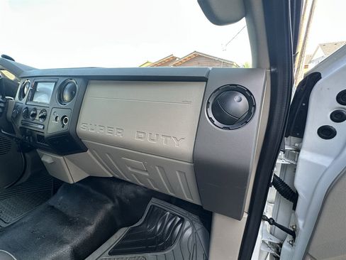 Used 2009 Ford F250 XL AWD/4WD image 23