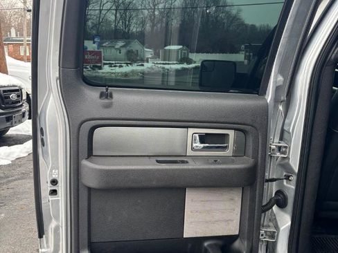 Used 2011 Ford F150 Raptor image 23