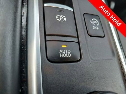 Used 2022 Nissan Pathfinder Platinum w/ Lighting Package (N92) image 23