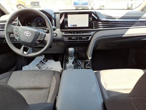 Certified 2025 Toyota Camry LE image 15