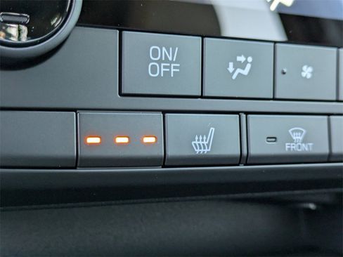 New 2026 Subaru Outback Limited image 20