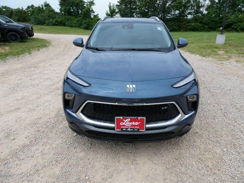 New 2026 Buick Encore GX Sport Touring w/ Comfort Package AWD/4WD image 8