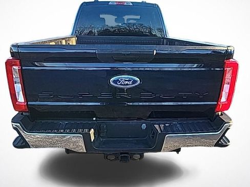 Used 2024 Ford F250 XLT w/ Snow Plow Prep Package image 6