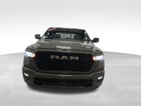 New 2026 RAM 1500 4x4 Crew Cab image 3