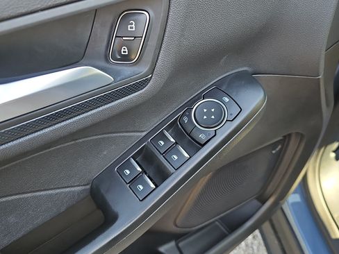 Used 2024 Ford Escape ST-Line w/ Equipment Group 301A FWD image 19