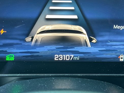 Used 2024 Chevrolet Equinox EV LT FWD image 24
