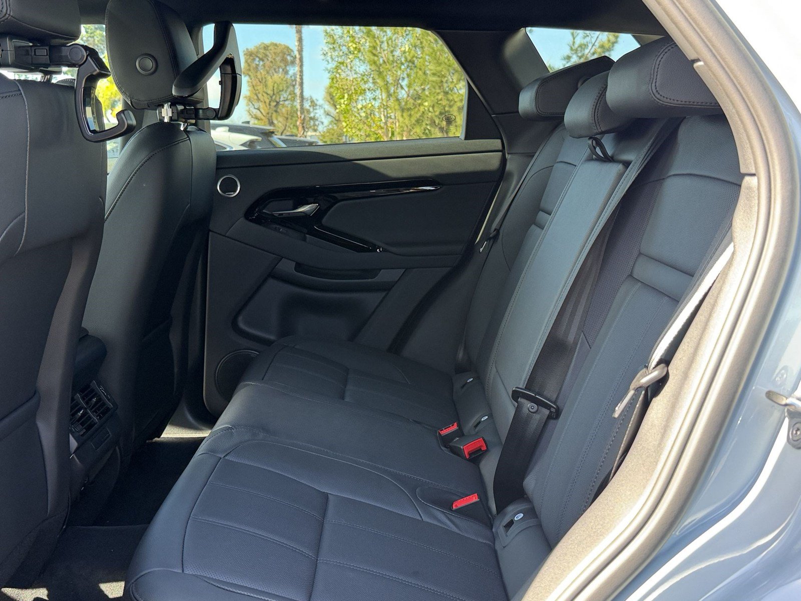 New 2026 Land Rover Range Rover Evoque S AWD/4WD image 23