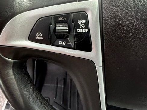 Used 2012 Chevrolet Equinox LTZ image 19