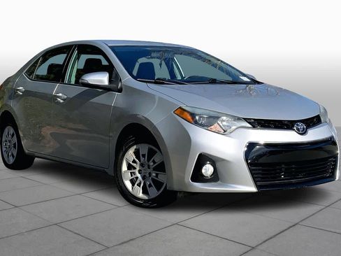 Used 2016 Toyota Corolla S image 2