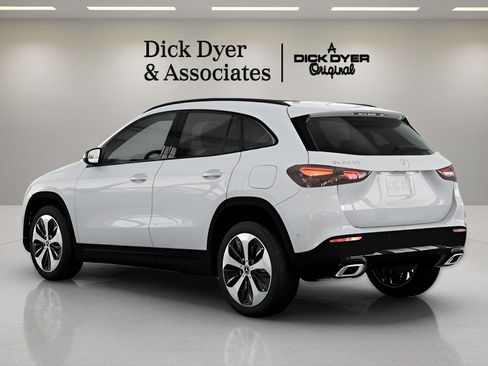 Used 2026 Mercedes-Benz GLA 250 image 18