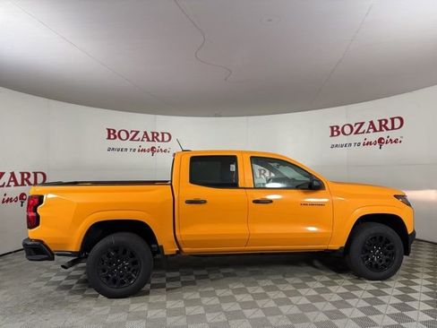 Used 2026 Chevrolet Colorado W/T w/ WT Custom Package image 9