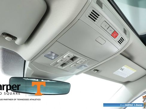 Used 2025 Volkswagen Jetta SEL FWD image 64