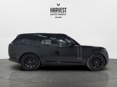 Used 2023 Land Rover Range Rover SE AWD/4WD image 8