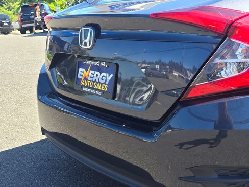 Used 2017 Honda Civic EX image 13