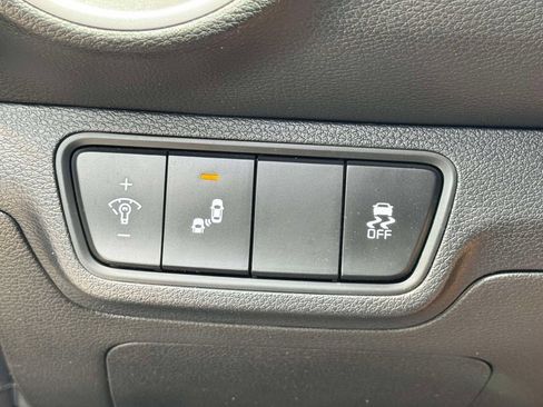 Used 2023 Kia Forte GT-Line w/ GT-Line Premium Package FWD image 19