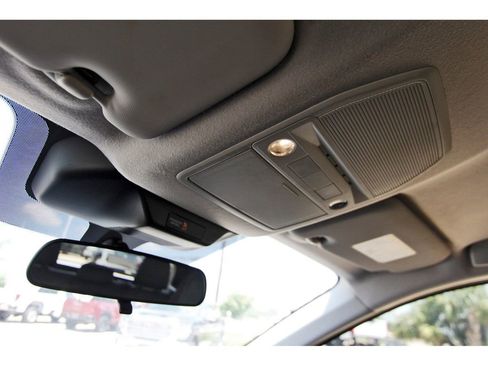 Used 2025 Nissan Kicks SR FWD image 18
