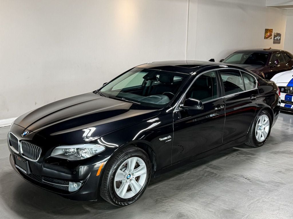 Used 2012 BMW 528i xDrive Sedan AWD/4WD image 32