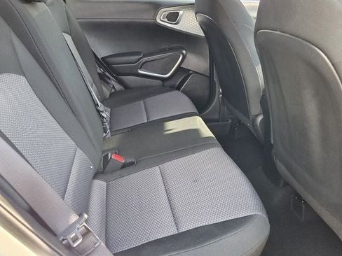 Used 2025 Kia Soul LX image 14