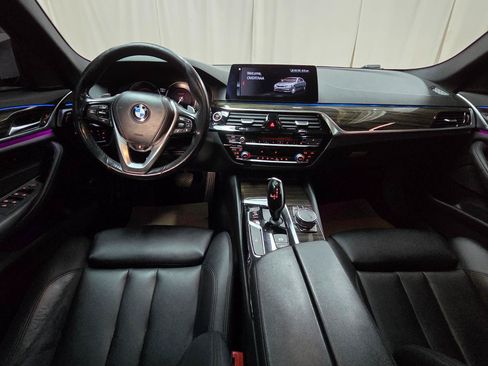 Used 2018 BMW 530i xDrive AWD/4WD image 23