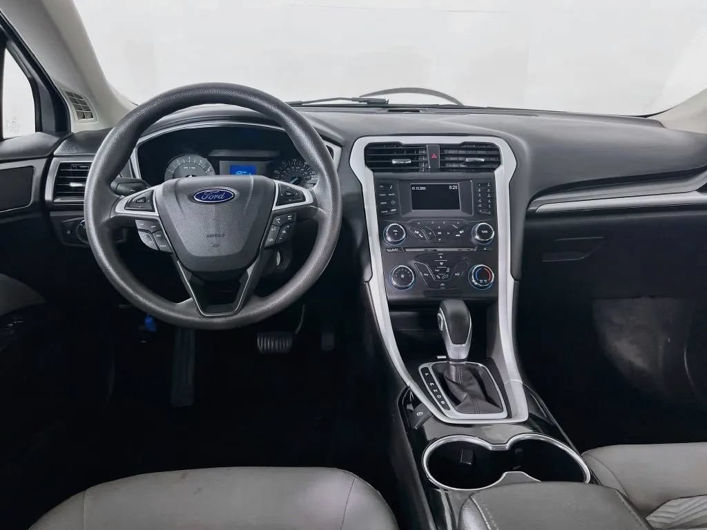 Used 2016 Ford Fusion S FWD image 21