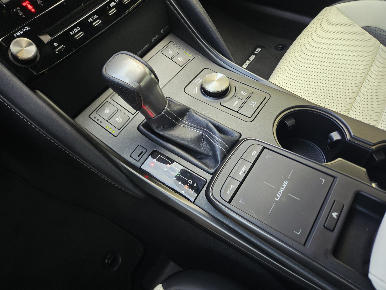 Used 2021 Lexus IS 350 F Sport w/ Accessory Package 2 RWD image 25