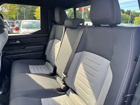 Used 2024 Toyota Tacoma TRD Off-Road image 34