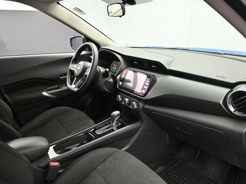 Used 2023 Nissan Kicks SV FWD image 29