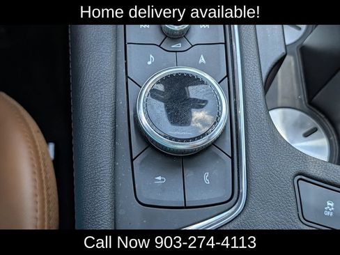 Used 2023 Cadillac XT5 Premium Luxury w/ Technology Package FWD image 19