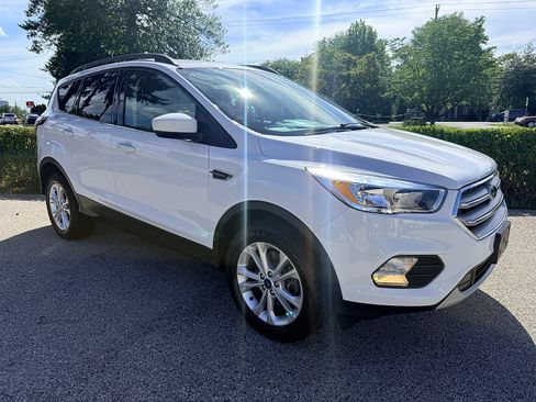 Used 2018 Ford Escape SE AWD/4WD image 13
