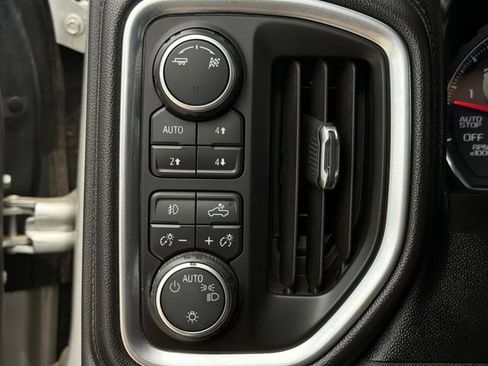 Used 2019 Chevrolet Silverado 1500 RST AWD/4WD image 22