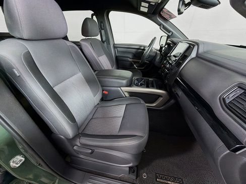 Used 2024 Nissan Titan SV w/ SV Bronze Edition Package image 27
