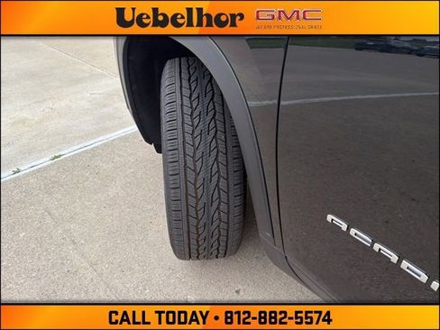 New 2026 GMC Acadia Elevation w/ Elevation Premium Package AWD/4WD image 25
