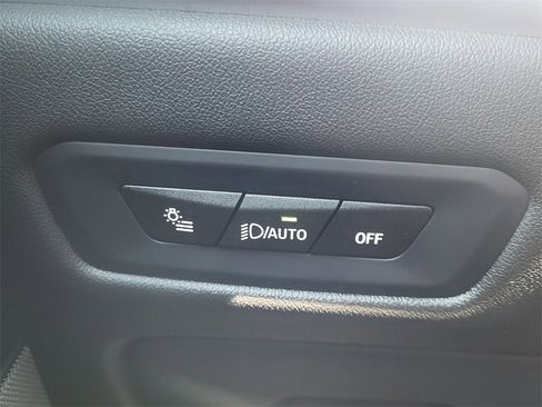 Used 2024 BMW X6 xDrive40i image 30