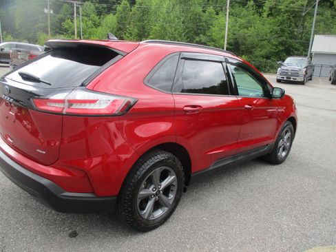 Certified 2023 Ford Edge SEL w/ Sport Appearance Package AWD/4WD image 4