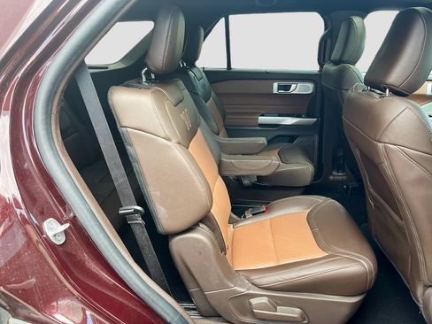 Used 2023 Ford Explorer King Ranch w/ Technology Package AWD/4WD image 29