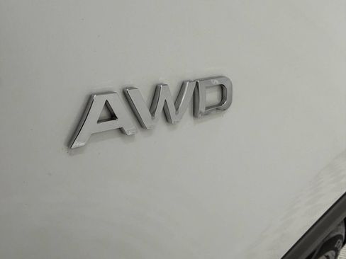 Used 2017 Kia Sportage EX image 9