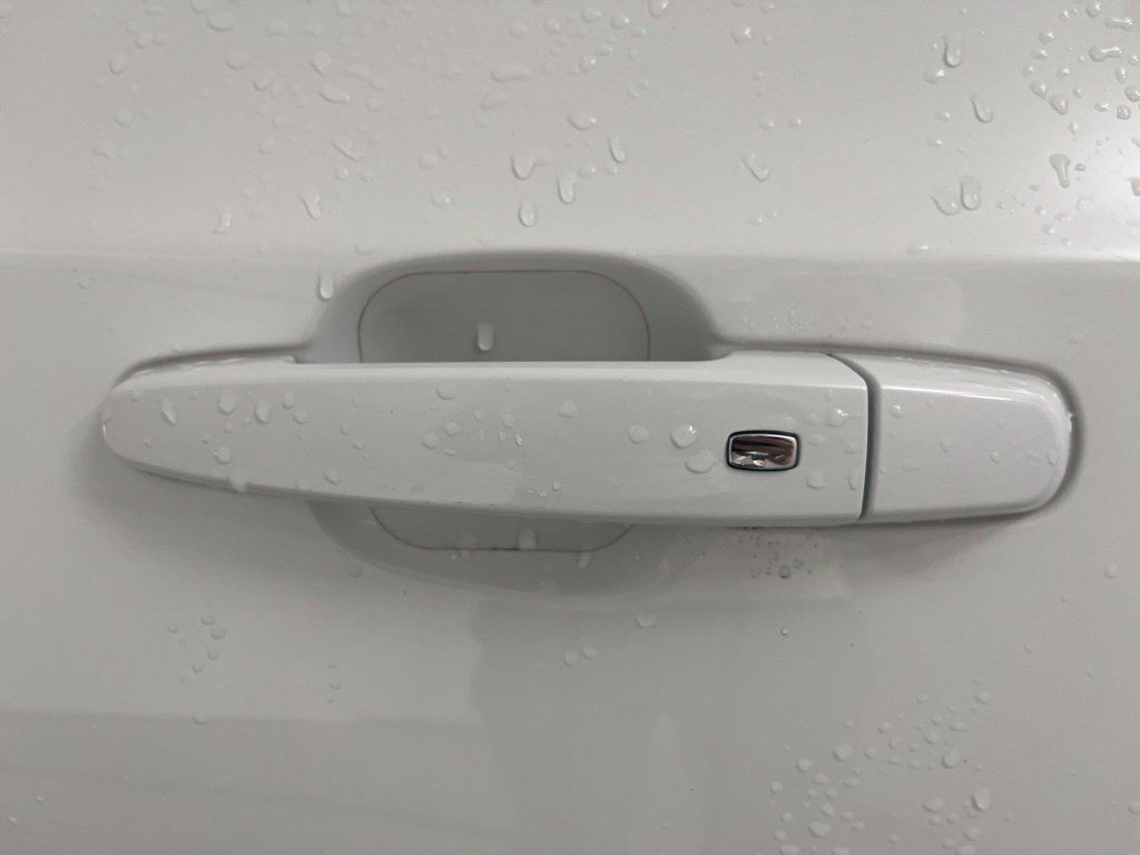 Used 2018 Chevrolet Malibu LT FWD image 39