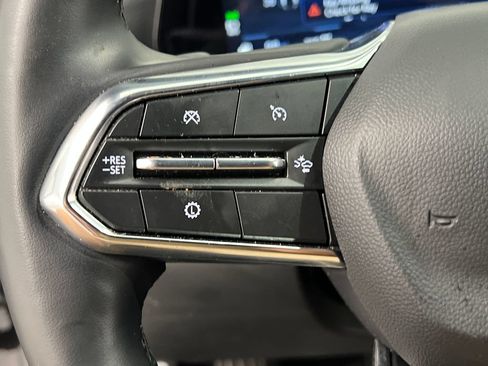 Used 2025 Chevrolet Equinox LT AWD/4WD image 46