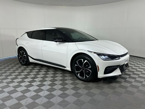 Used 2023 Kia EV6 GT-Line w/ GT-Line Suede Seat Package image 6