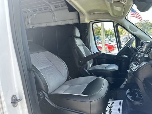 Used 2024 RAM ProMaster 2500 w/ Convenience Group FWD image 29
