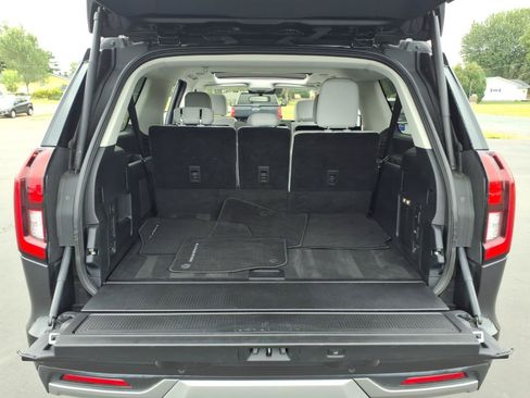 Used 2025 Ford Expedition Max Platinum w/ Driver's Package AWD/4WD image 20