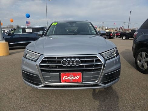 Used 2019 Audi Q5 2.0T Premium w/ Convenience Package image 2
