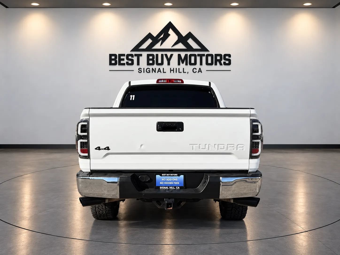 Used 2015 Toyota Tundra SR5 AWD/4WD image 7