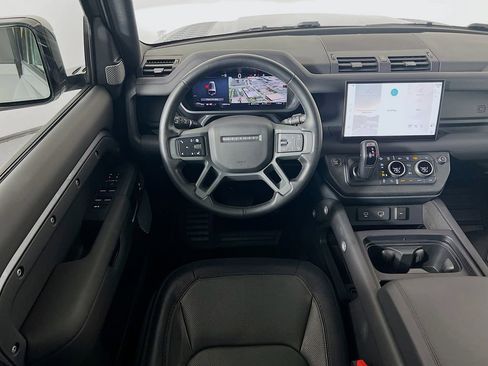 Used 2024 Land Rover Defender 130 X-Dynamic SE AWD/4WD image 23