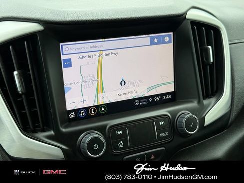 Used 2023 GMC Terrain SLT w/ Infotainment Package II FWD image 5