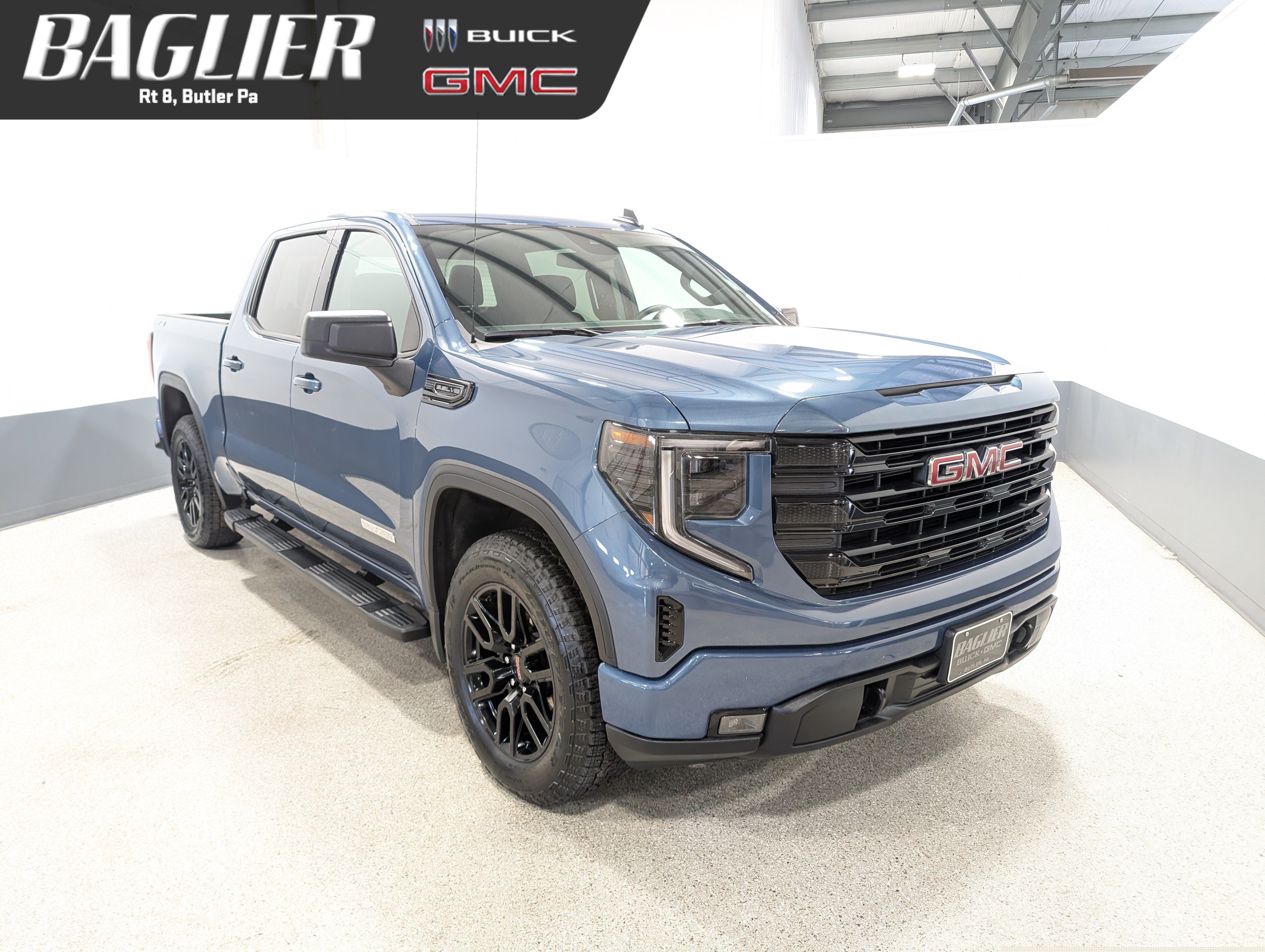 Used 2026 GMC Sierra 1500 Elevation AWD/4WD image 1
